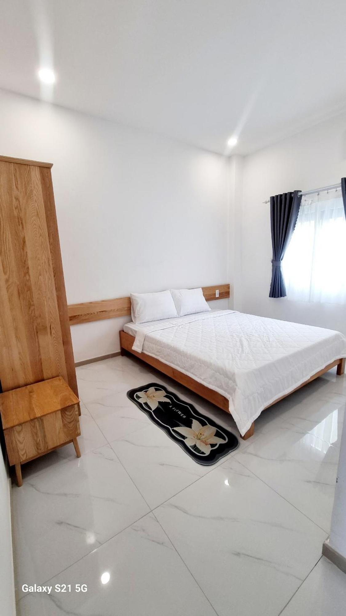 Ngoc Anh' S House Apartment